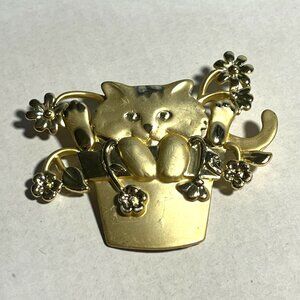 Goldtone Cat In Flower Pot Lapel Pin Brooch